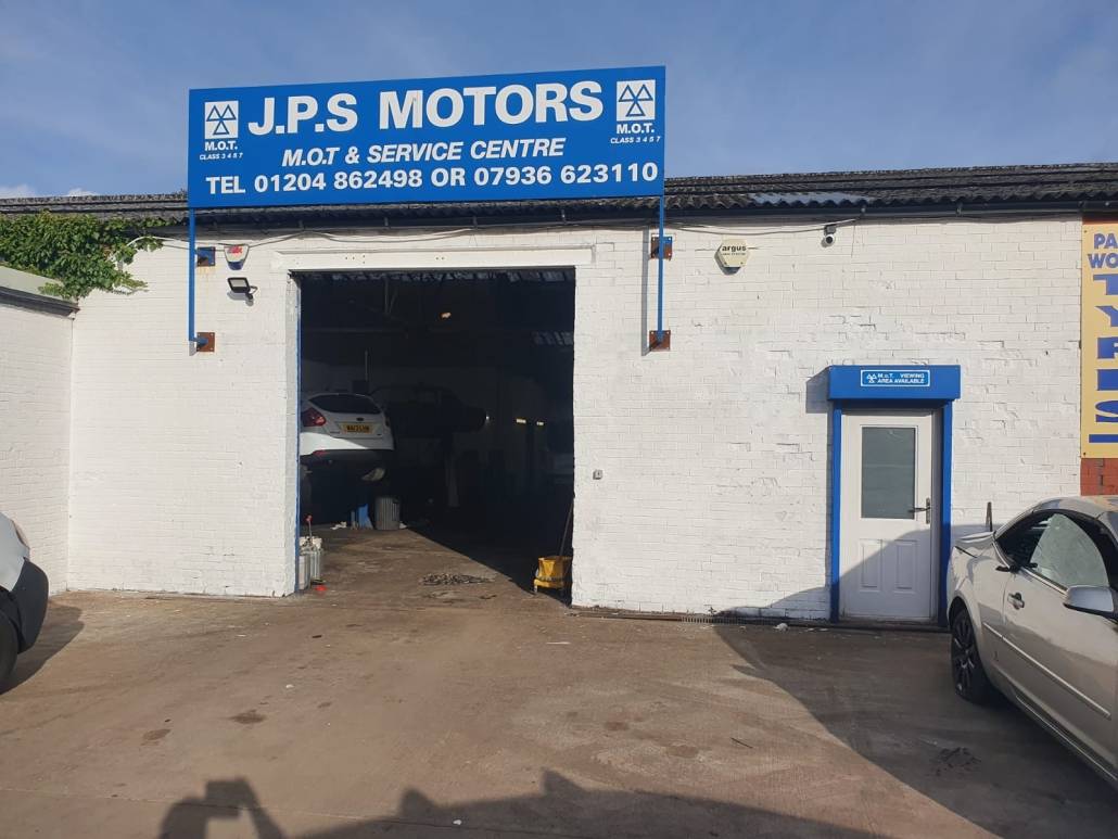 JPS Motors in Bolton